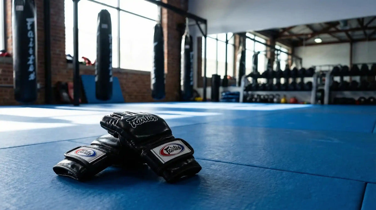 mma gloves weight