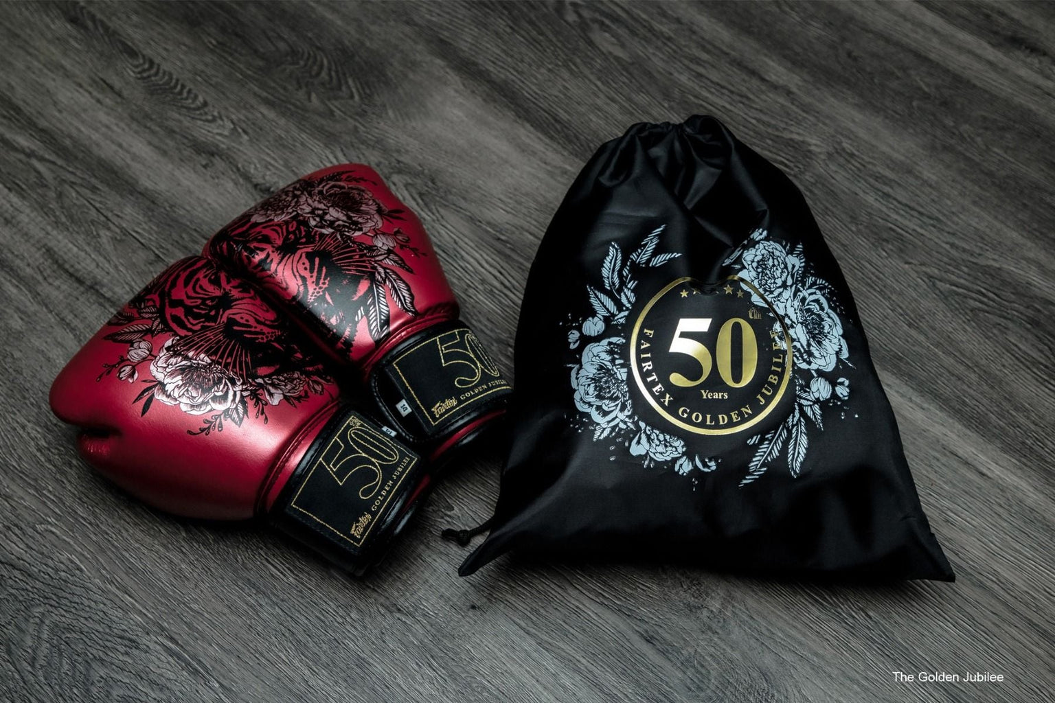 Fairtex Golden Jubilee Boxing Gloves BGV-Premium